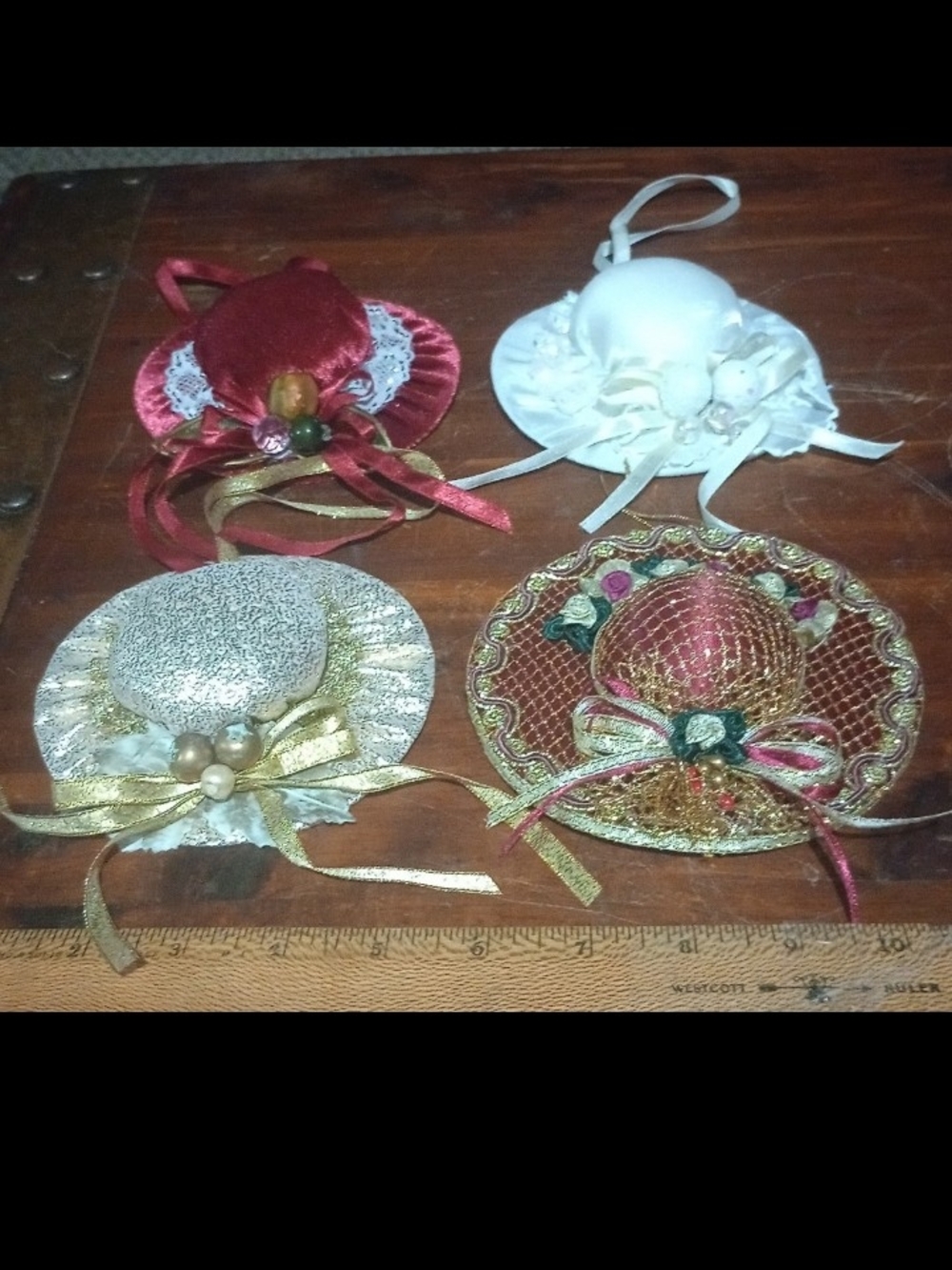 Decorative Mini Hat Hair Clips — Red, White, Gold Set
